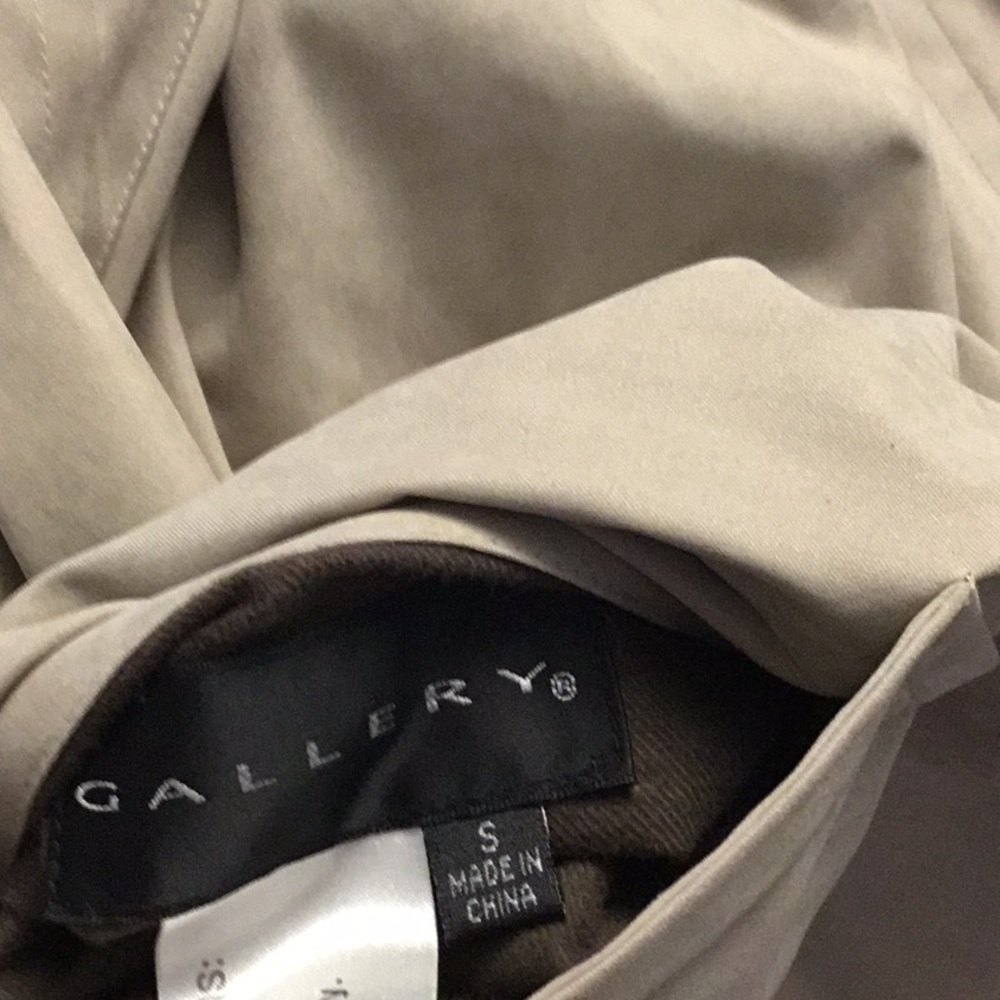 Reversibile coat with beige and brown faux fur - Picture 11 of 15